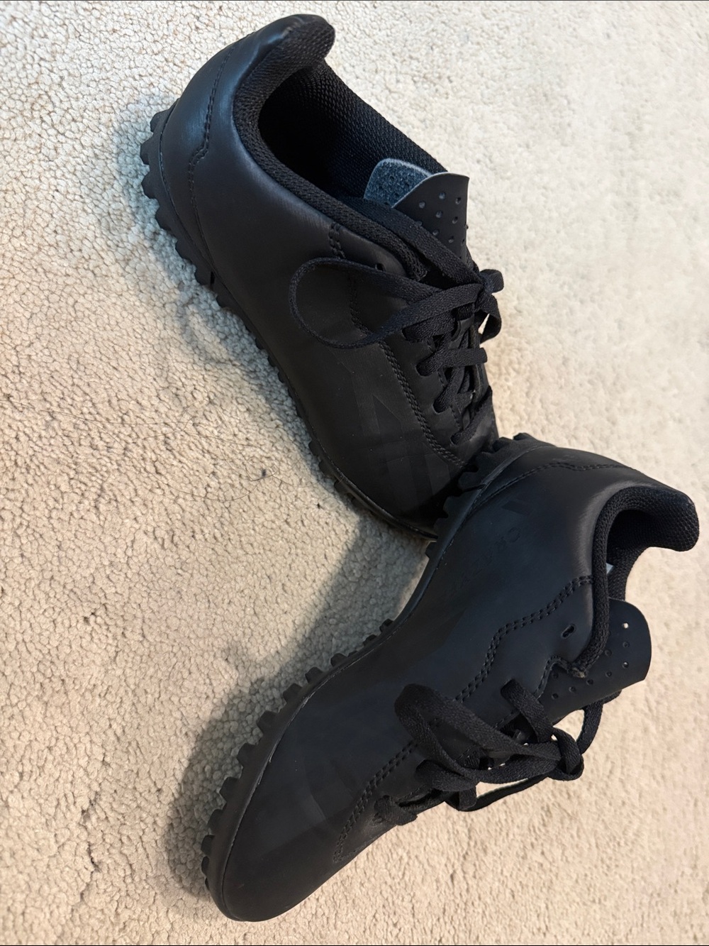 adidas kids black lace up indoor soccer shoes